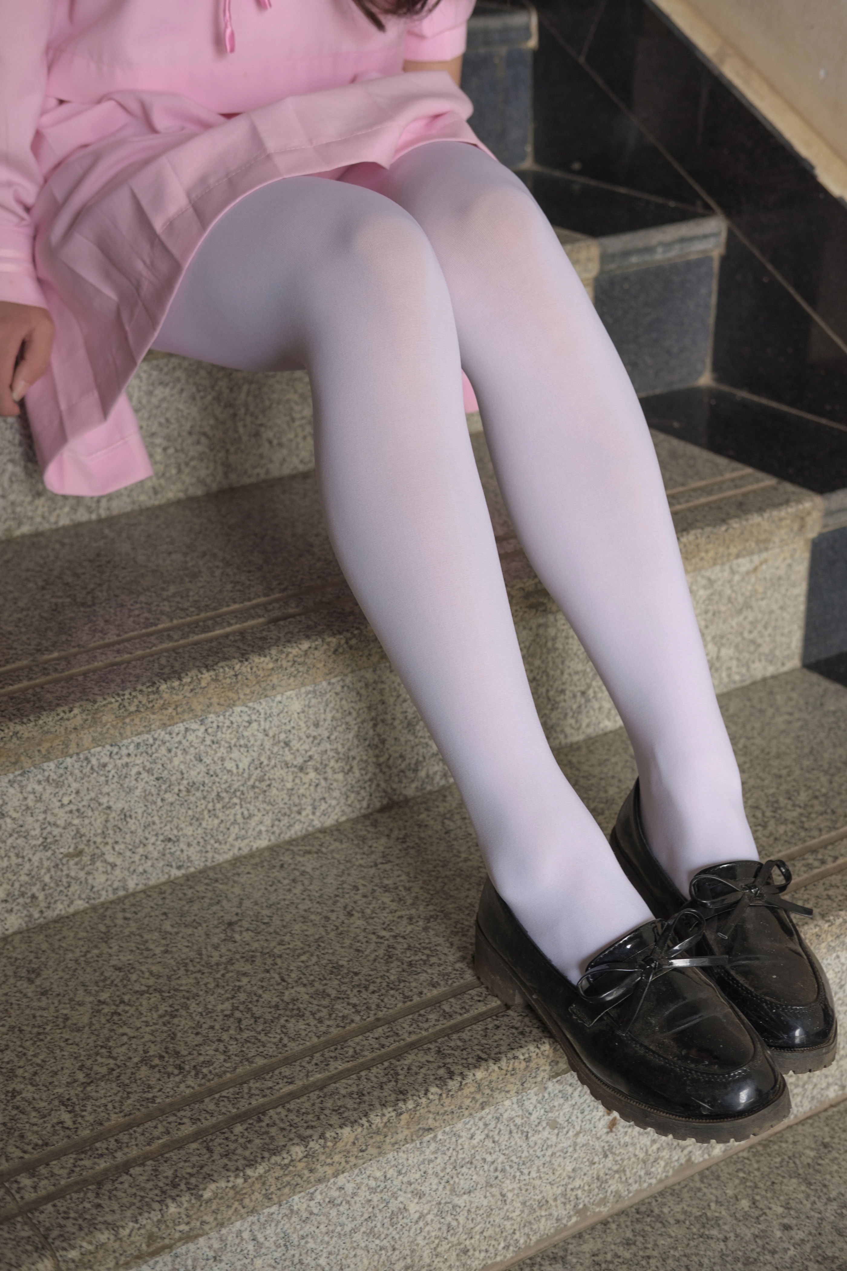 森萝财团 [X-026] JK粉色校服白丝 [113P 1V]插图1
